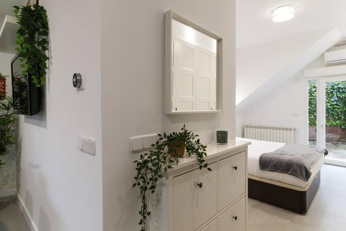 Apartamento Bronce By Clabao Madrid Bagian luar foto