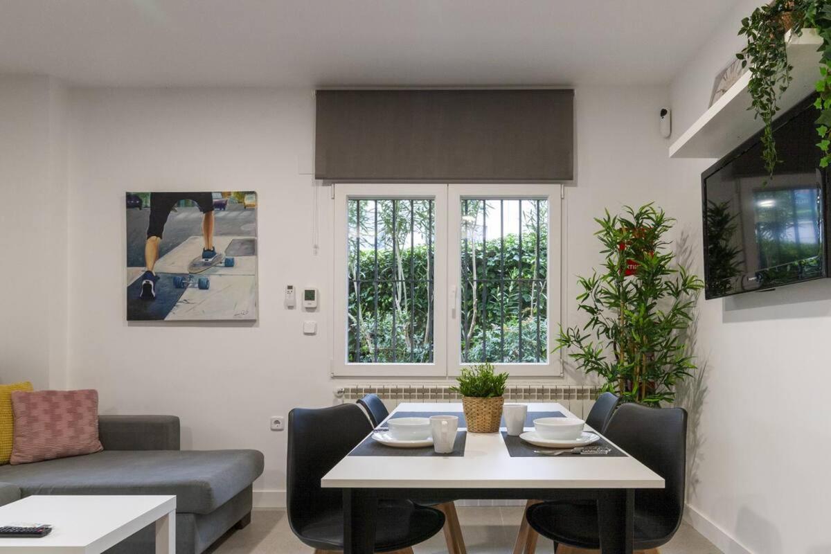 Apartamento Bronce By Clabao Madrid Bagian luar foto