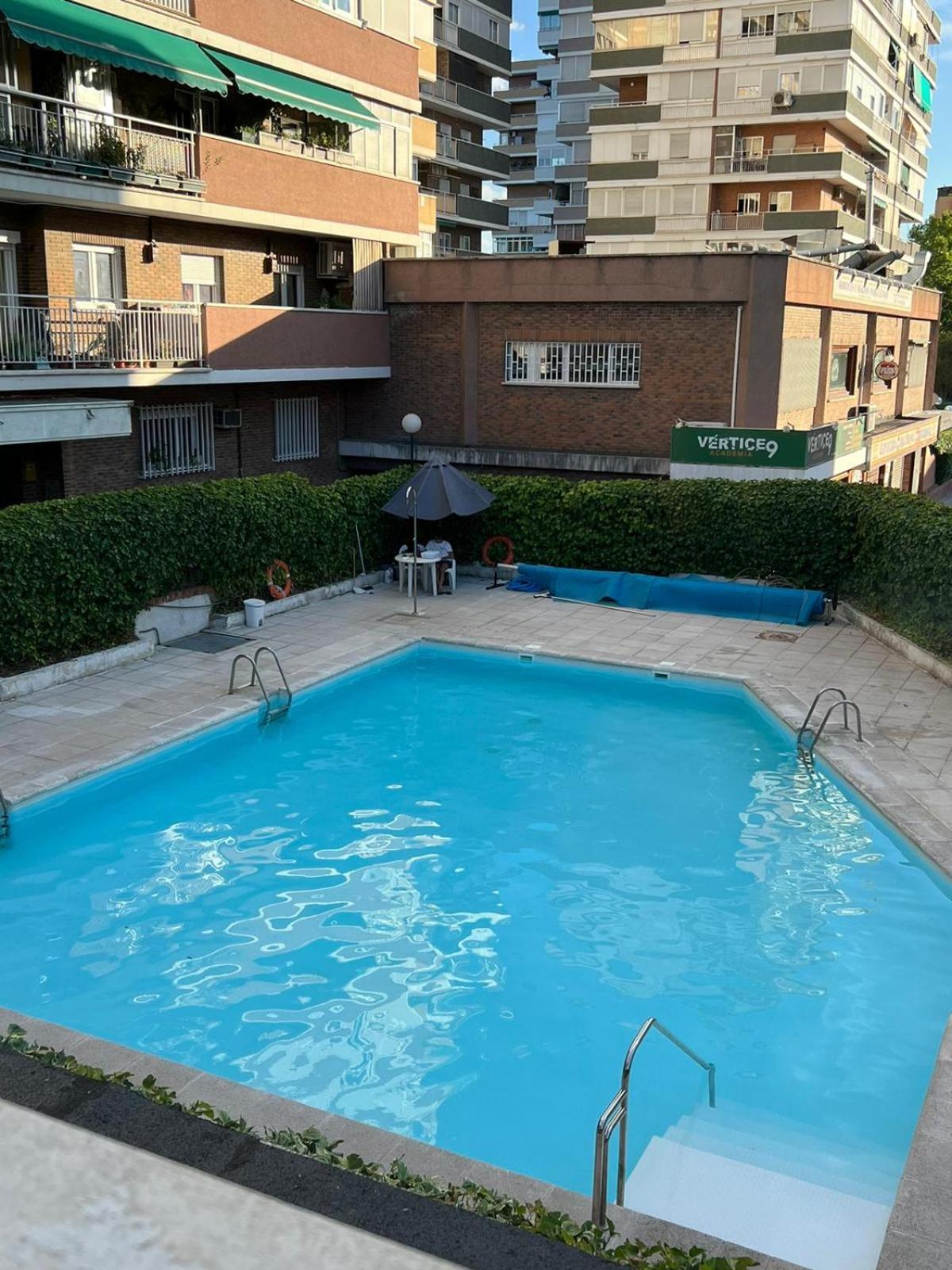 Apartamento Bronce By Clabao Madrid Bagian luar foto